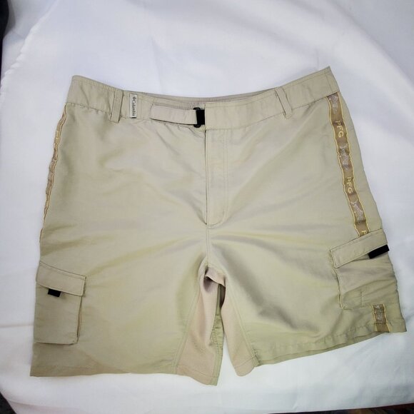 Columbia PFG Fishing Cargo Shorts Men's Size L Beige Logo Trim 108 FM 4005 - Picture 7 of 9